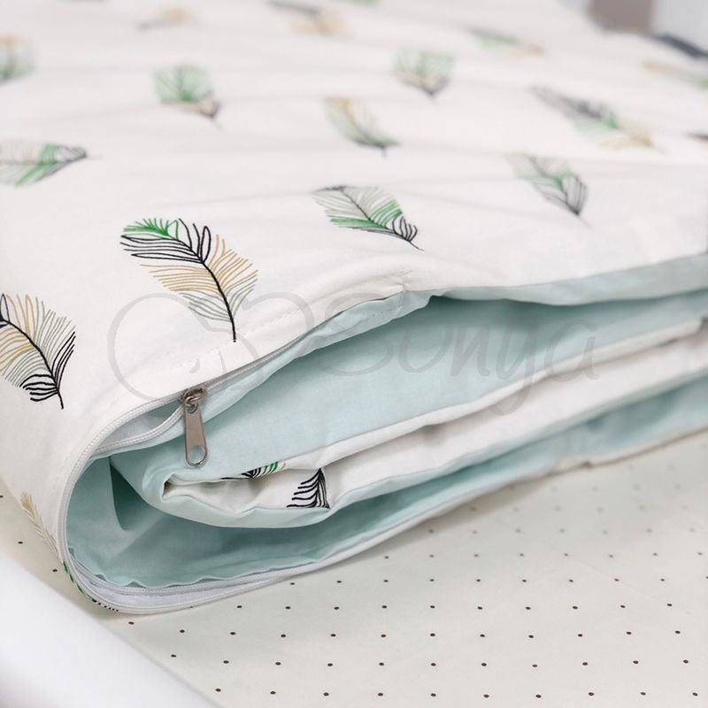 Сменный постельный комплект в кроватку для новорожденных Перо мята фото, цена, описание