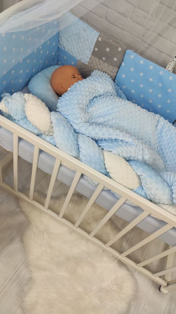Комплект в детскую кроватку с балдахином Звездочки голубой, с балдахином