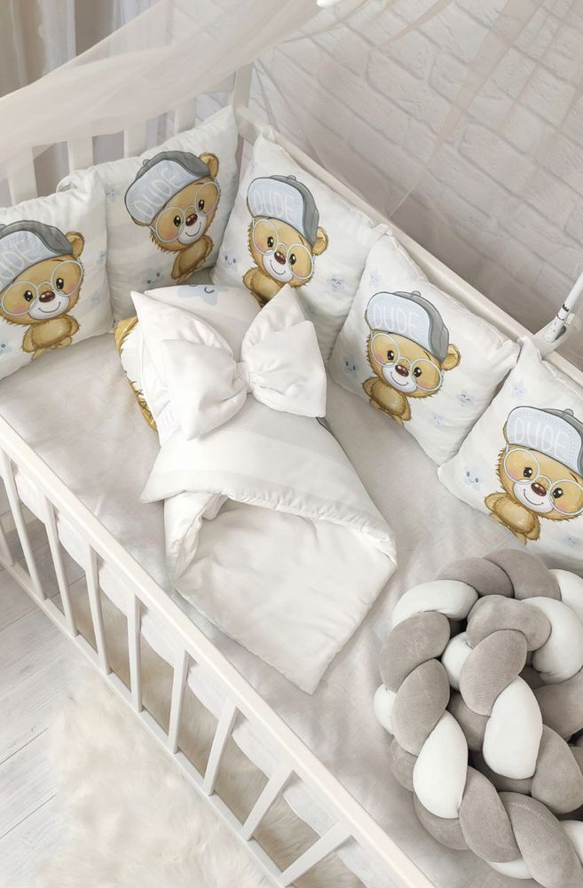 Дитячий спальний комплект з балдахіном Розумник