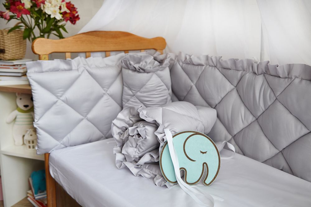 Сатиновий комплект в ліжечко для новонародженого Золотце ріміні