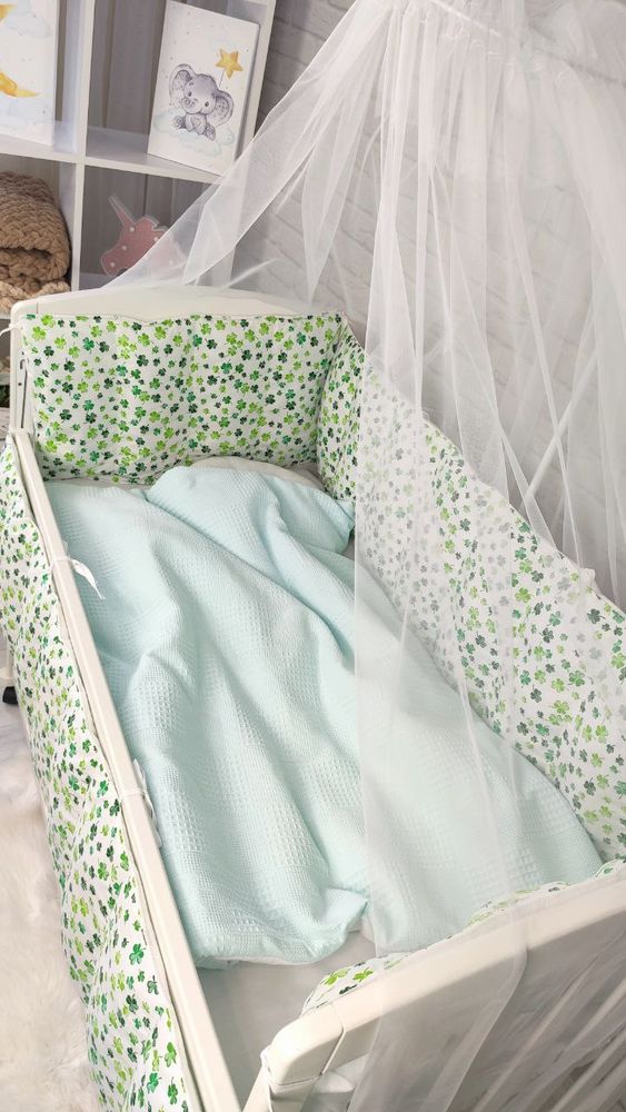 Комплект в кроватку для новорожденного Листики, с балдахином