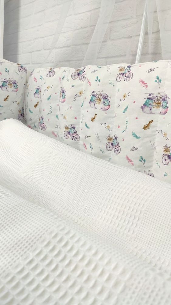 Комплект в кроватку для новорожденного Зайка, с балдахином