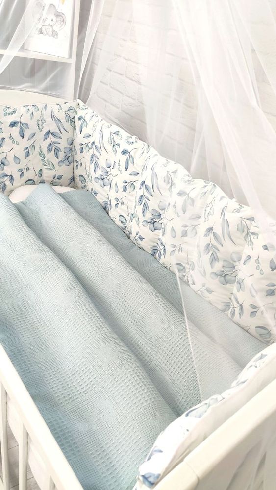 Комплект в кроватку для новорожденного Веточки, с балдахином