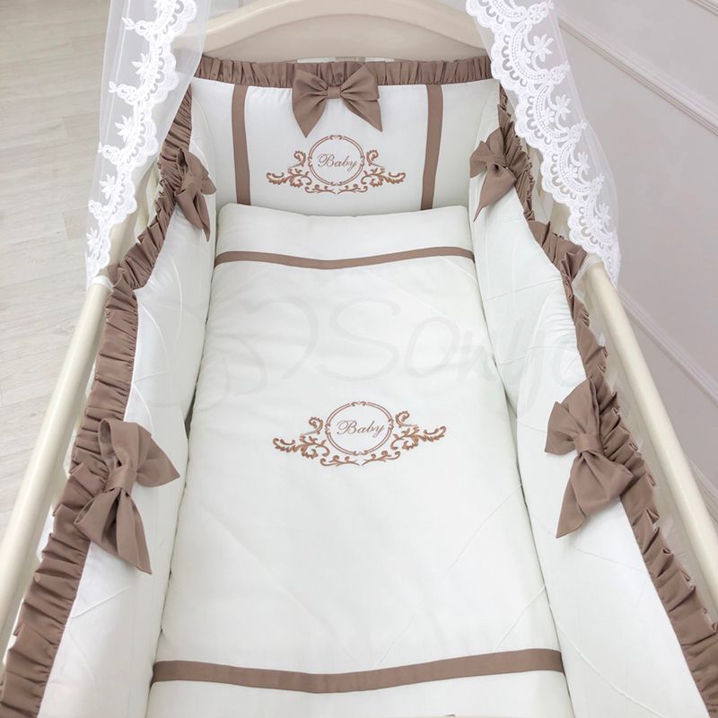 Сатиновое постельное белье с бортиками для новорожденных Beautiful шоколад, без балдахина
