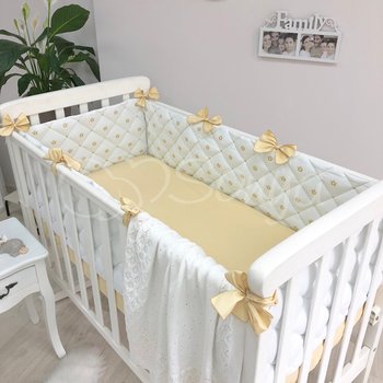 Стьобаний захист у ліжечко на всі чотири сторони для новонародженого складається з 4-х роздільних частин Золоті корони