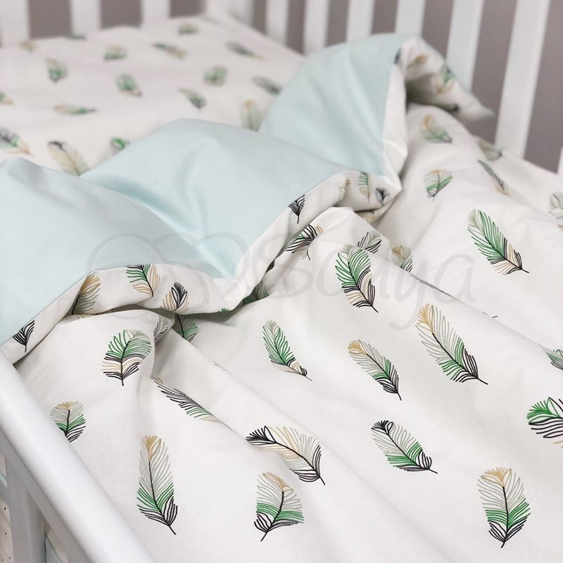 Змінний постільний комплект у ліжечко для новонароджених Перо м'ята фото, ціна, опис