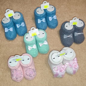 Вязаные носочки - пинетки Лапка для новорожденных