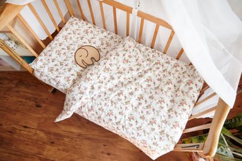 Сатиновый сменный комплект постельного белья Розочки для новорожденных фото, цена, описание
