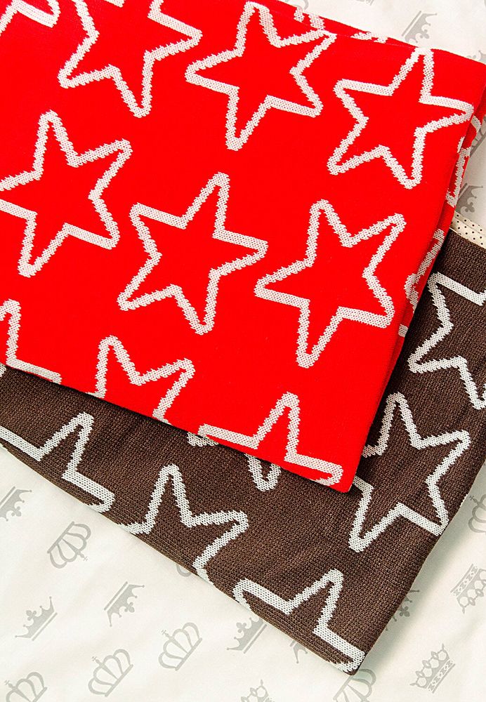 Конверт - одеяло Вязаные Звезды с бязью красный