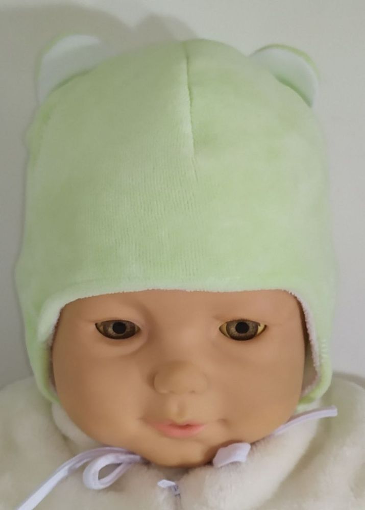 Теплая шапочка на синтепоне с хлопковой подкладке для новорожденных Baby салатовая