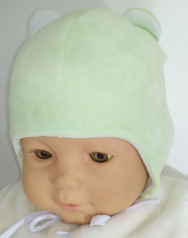 Тепла шапочка на синтепоні з бавовняною підкладкою для новонароджених Baby салатова