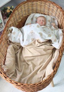 Велюровый комплект в коляску Сердечки беж для новорожденных