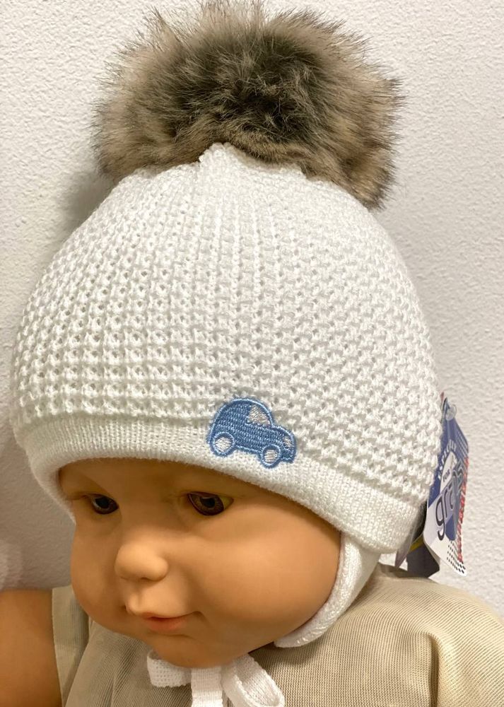 Тепла в'язана шапочка для немовлят Style біла