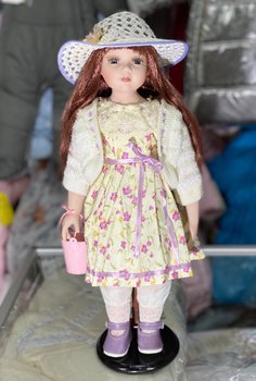 Порцелянова лялька Дівчина в Капелюсі 50 см