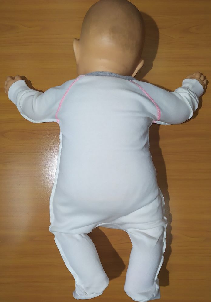 Человечек для новорожденного с рисунком Енотик