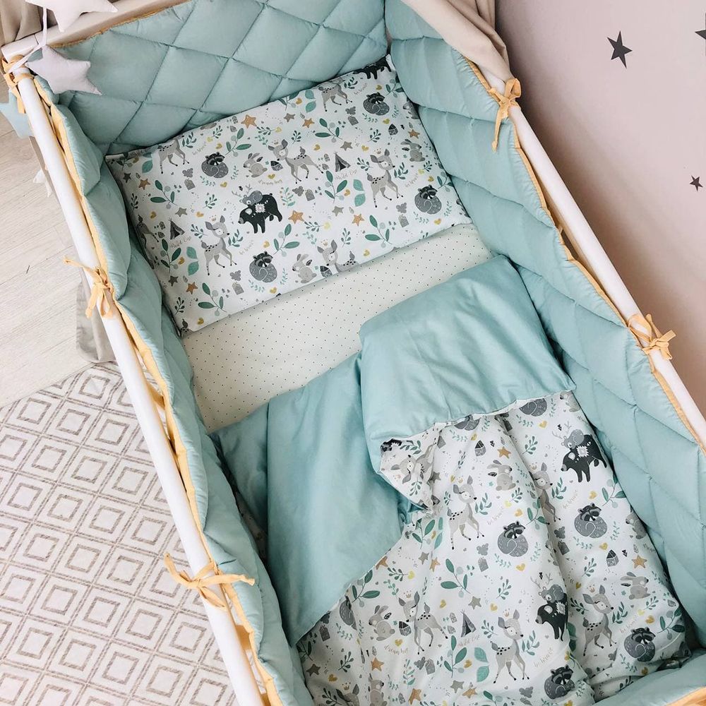 Спальний комплект із бортиками для новонародженого Bambi with friends, без балдахіна