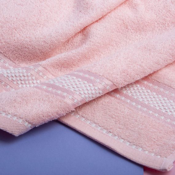 Махровое полотенце София 70 х 138 розовое