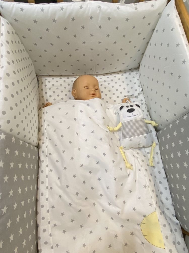 Двухцветный постельный комплект ТОПТЫЖКА с игрушкой для новорожденных, без балдахина