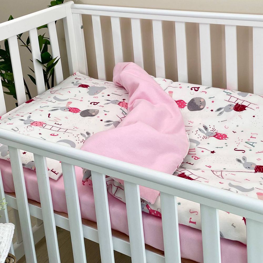Фланелевое сменное постельное белье для новорожденных Hares on a pink ladder фото, цена, описание