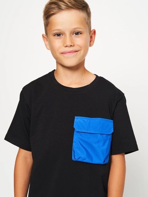 Детская футболка Кишенька для мальчика черная супрем