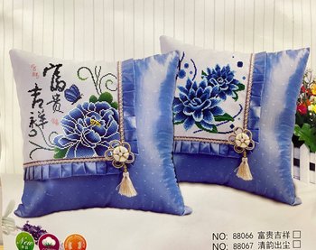 Набір для вишивання хрестиком подушки Блакитні Квіти 42х42 см 2 шт