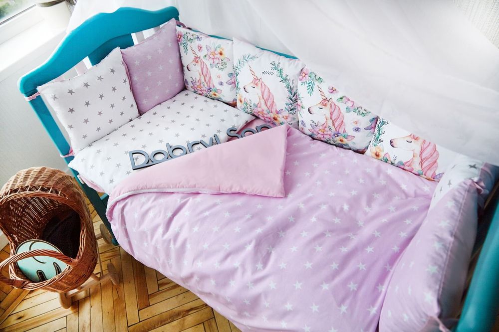 Комплект в ліжечко Єдинорожки з Квітами та Зірками рожевий