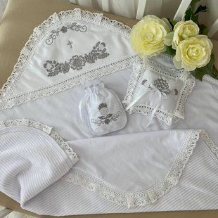 Велюрова крижма Мальва біла зі сріблом + аксесуари для хрещення
