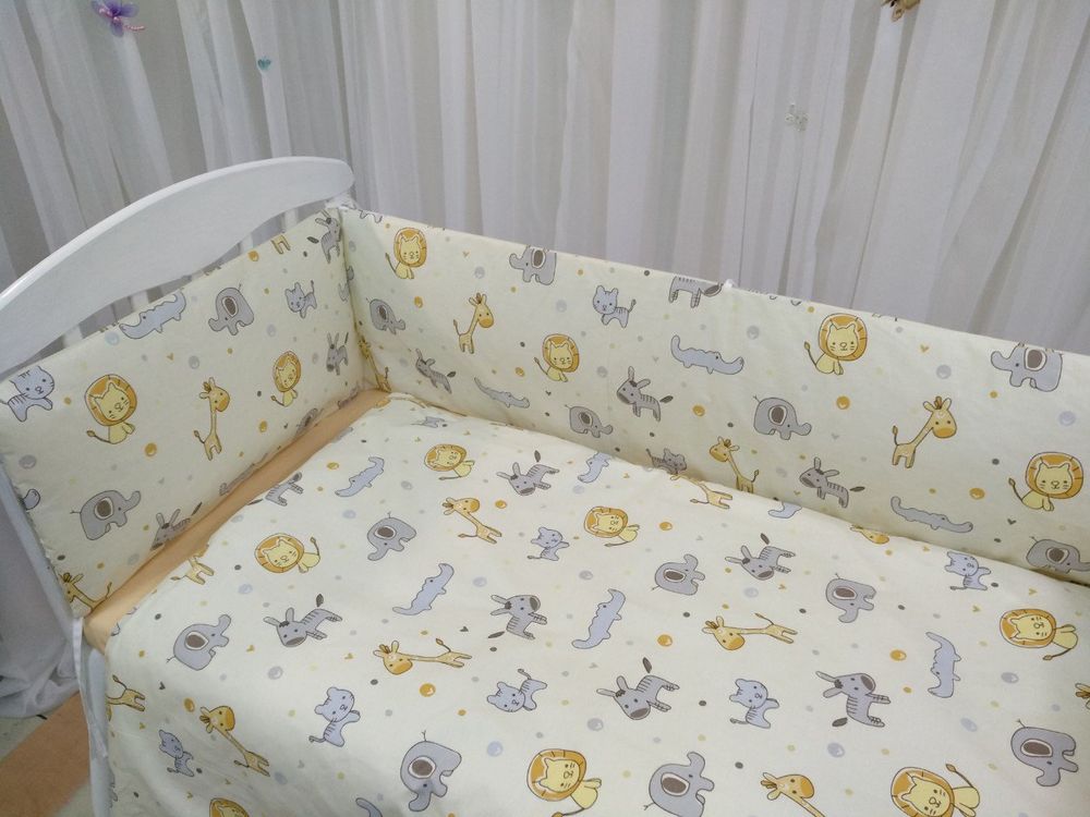Спальний комплект в ліжечко для новонародженого Мультики