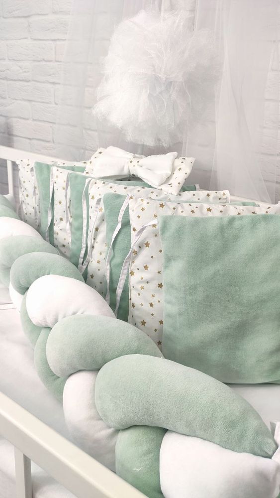 Комплект в ліжечко новонародженим з балдахіном Перлина olive, с балдахіном