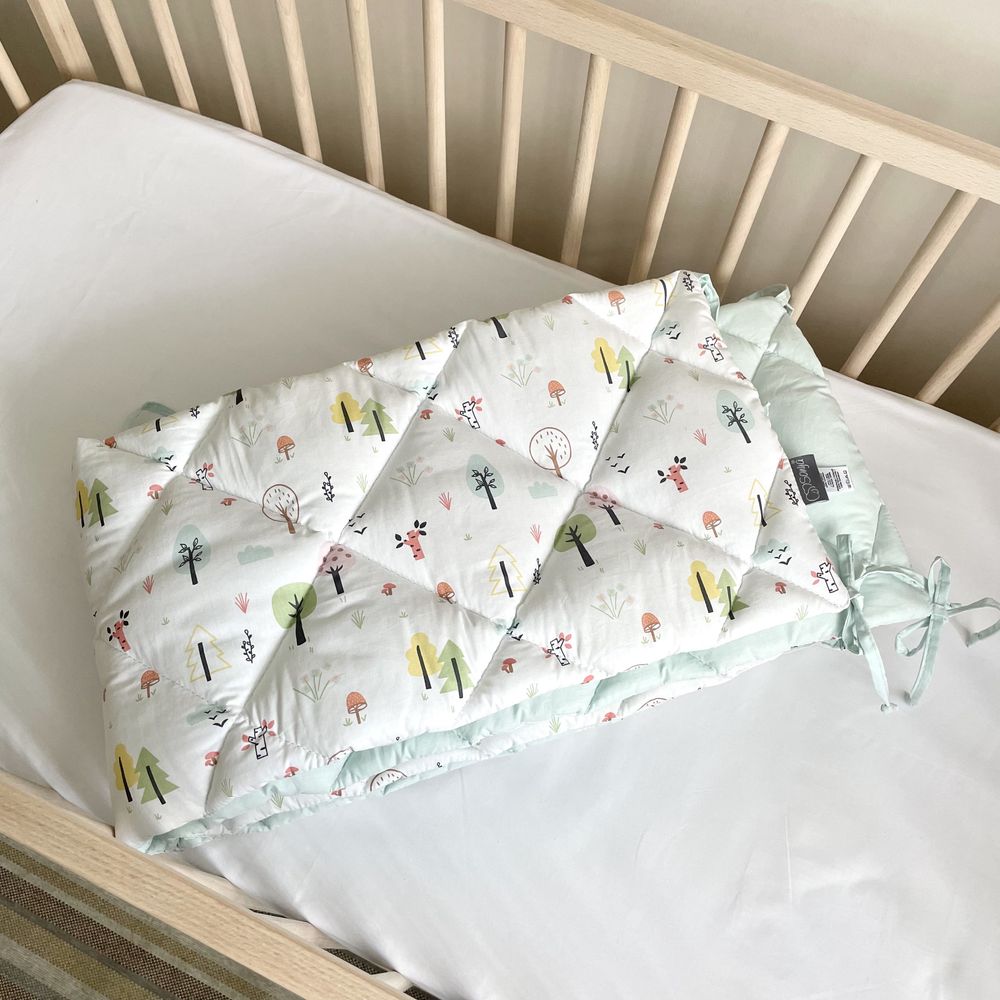 Стьобаний захист у ліжечко для новонароджених Forest, бортики без постілі