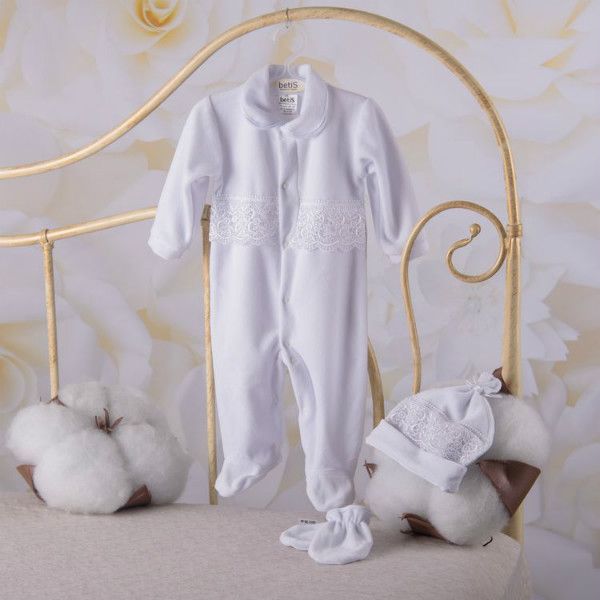Теплый крестильный костюмчик для малышей Мереживо велюр молочный