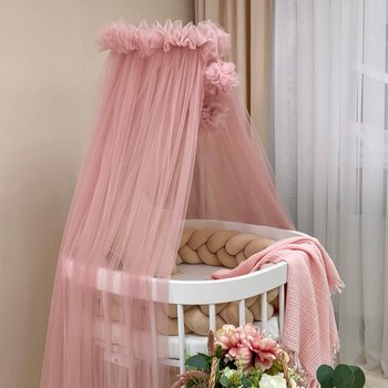Дитячий балдахін у ліжечко новонародженим пудра з помпонами