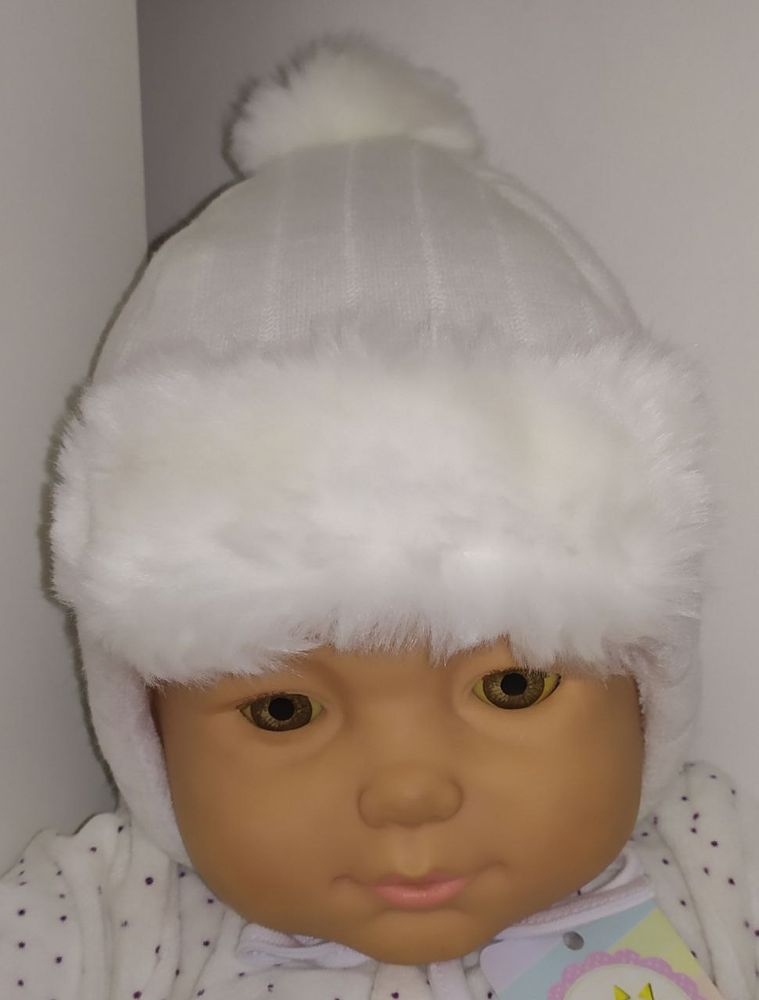 Детская теплая зимняя шапочка для малышей и новорожденных ПУШОК молочная