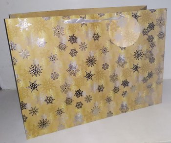 Горизонтальные большие новогодние подарочные бумажные пакеты с широким дном Снежинки 38х54х20