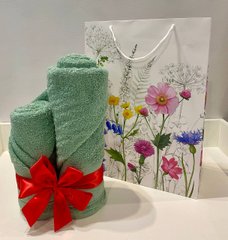 Махровые полотенца на подарок