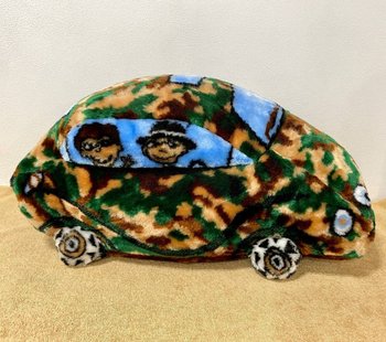Купити м'яку іграшку - подушку Автомобіль Камуфляж військовий