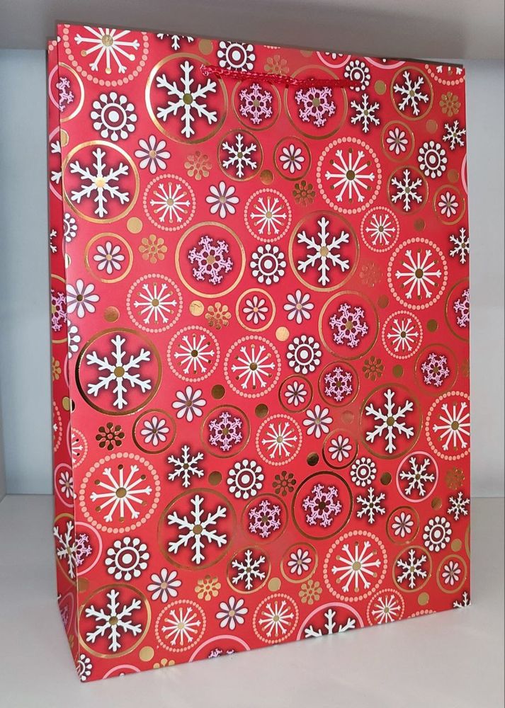 Картонний новорічний подарунковий пакет 23х18х8 см Новорічна Хуртовина, Маленькі, Новорічний