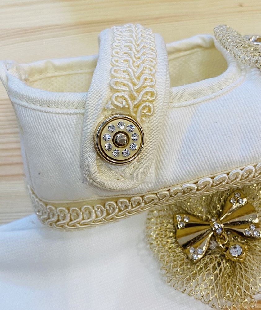 Набор Принцесса нарядные пинетки + повязочка молочные с золотом, 6-12 месяцев, Текстиль