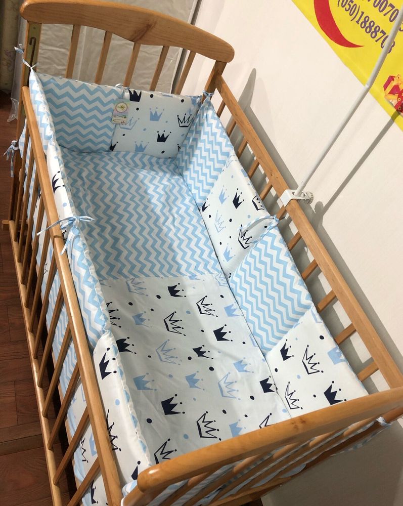 Комплект в ліжечко Блакитні Корони для новонароджених, без балдахіна