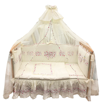 Постільний комплект Трояндочки в ліжечко для новонародженої дівчинки