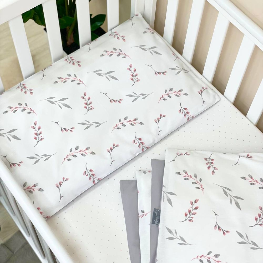 Сменный постельный комплект в кроватку для новорожденных Веточки пудра фото, цена, описание