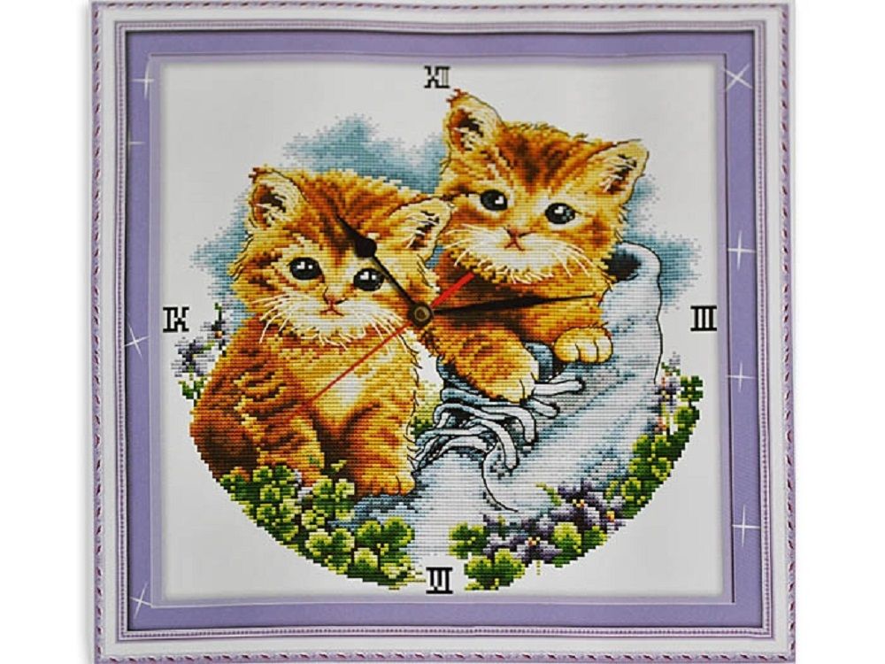 Набори для вишивання хрестом з малюнком на канві 41х41 Clock Kittens