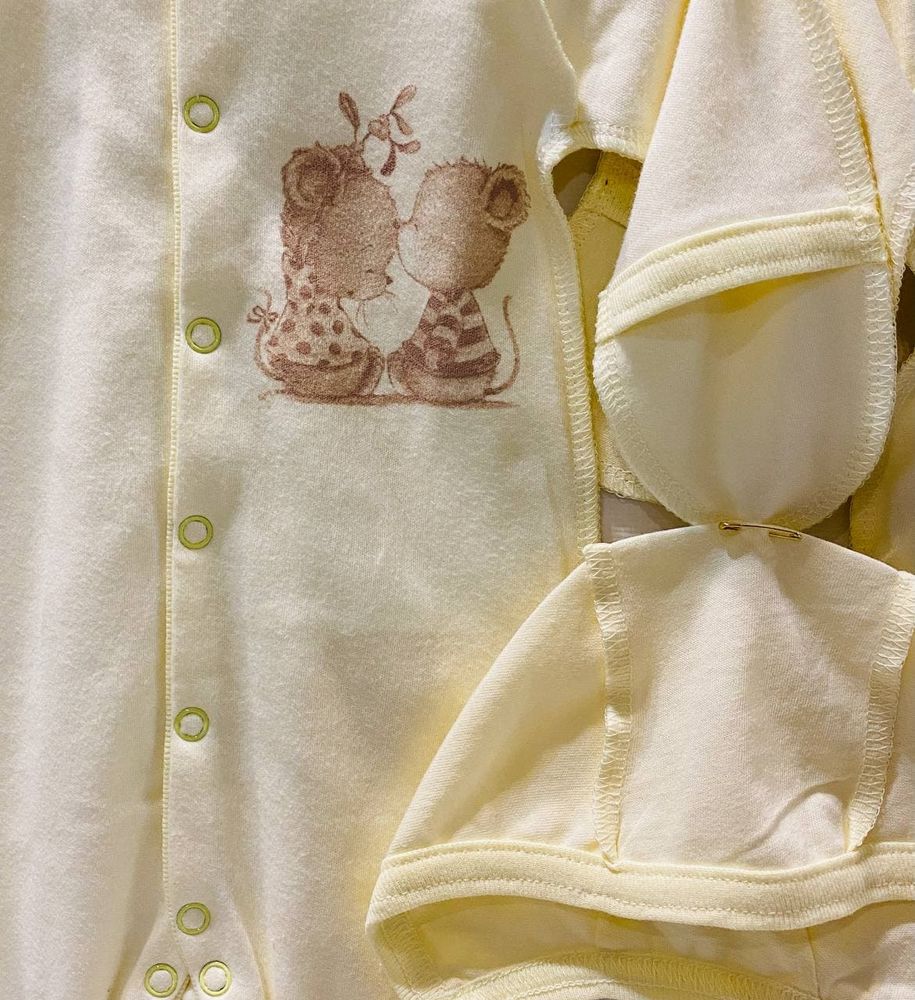 Фото Комплект для новорожденных 4 предмета Мишутка молочный, купить по лучшей цене 465 грн