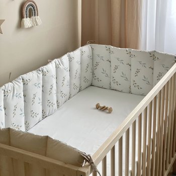 Цільний захист у ліжечко для новонароджених м'ятний довжиною 240