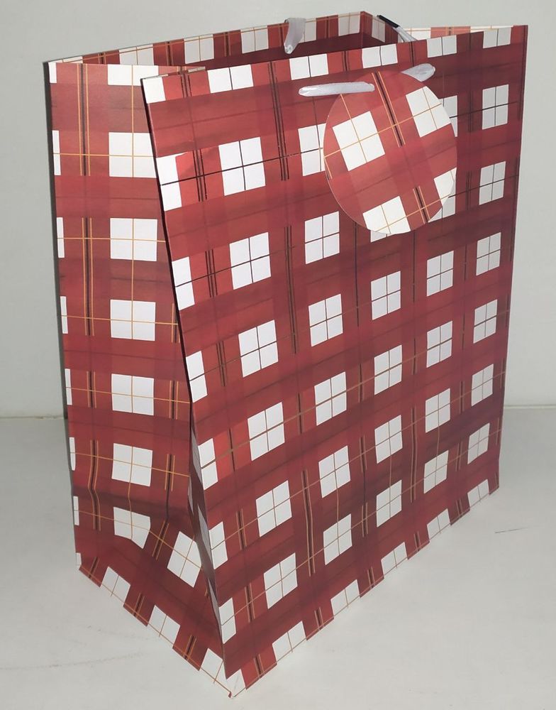 Вертикальный бумажный пакет с широким дном 30х37х17