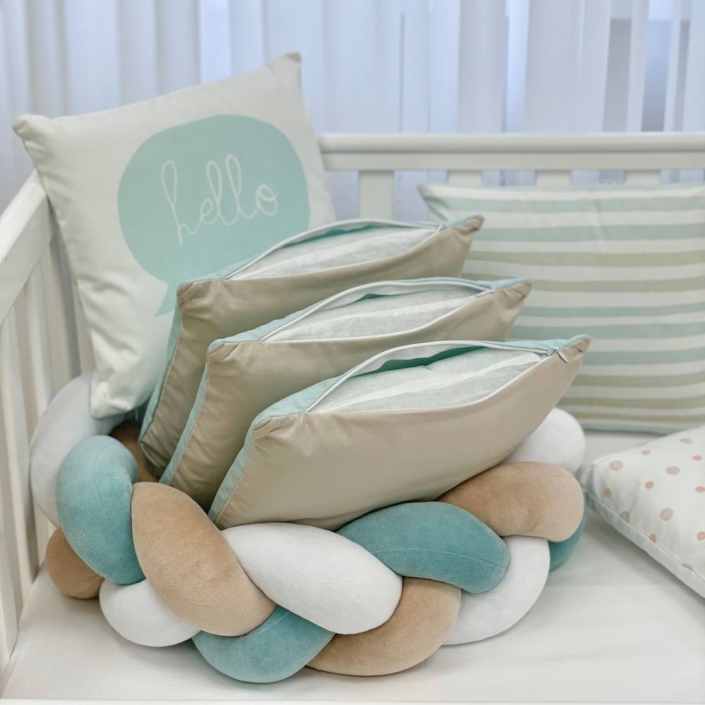Защитные бортики в кроватку новорожденным Hello, бортики без постели