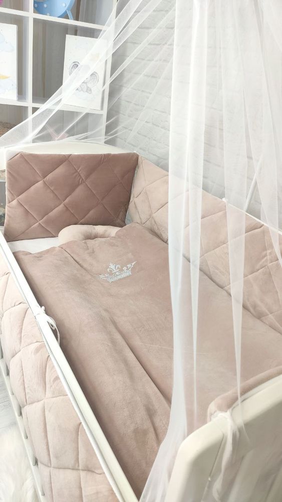 Велюровый постельный комплект в кроватку новорожденным Велюрчик, с балдахином