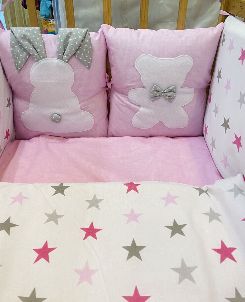 Комплект в кроватку Зверюшки + Розовые Звезды, без балдахина