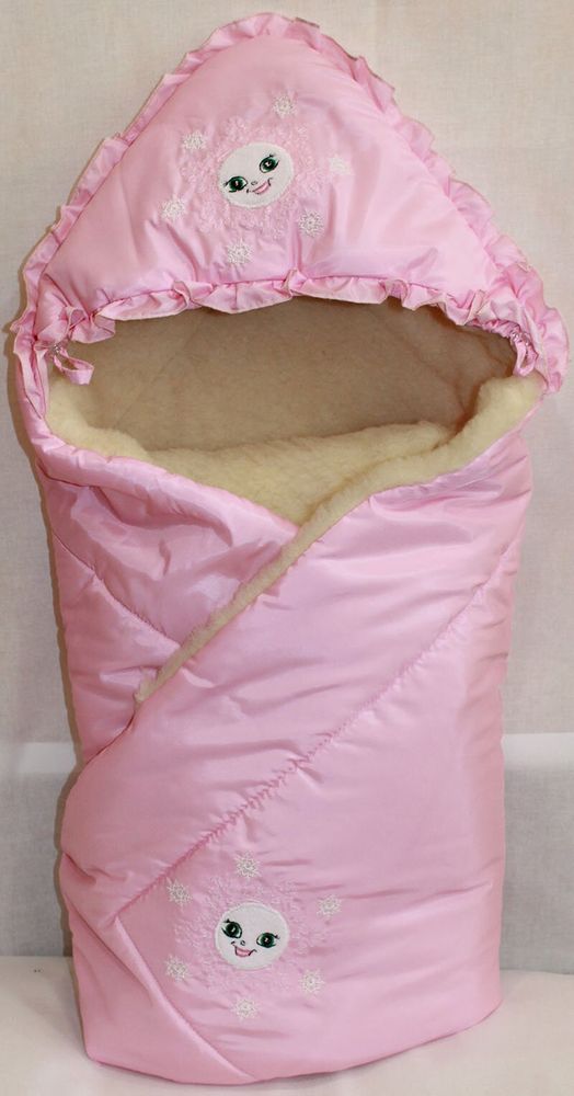 Конверт - ковдра на овчині Сніжинки з капюшоном рожевий