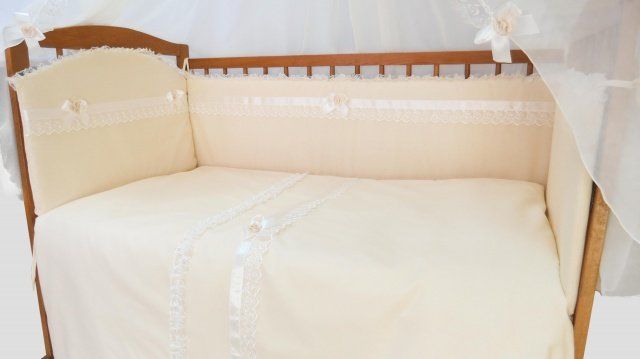 Дитячий спальний комплект в ліжечко «Восторг», с балдахіном